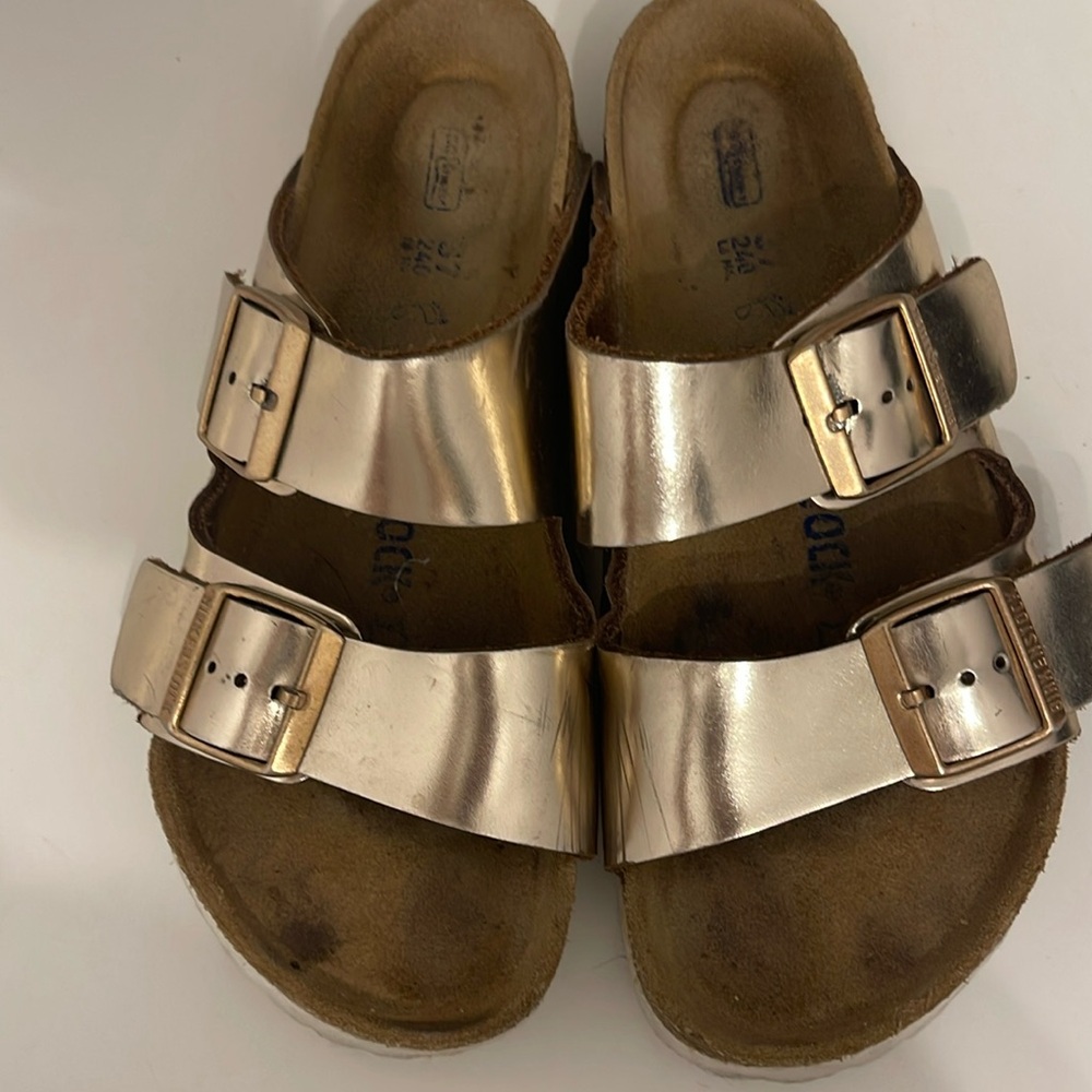 Rose gold Arizona Birkenstocks